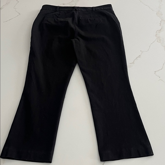 Maeve by Anthropologie Essential Kick Flare Crop Black Pants Sz 8 - Picture 13 of 14
